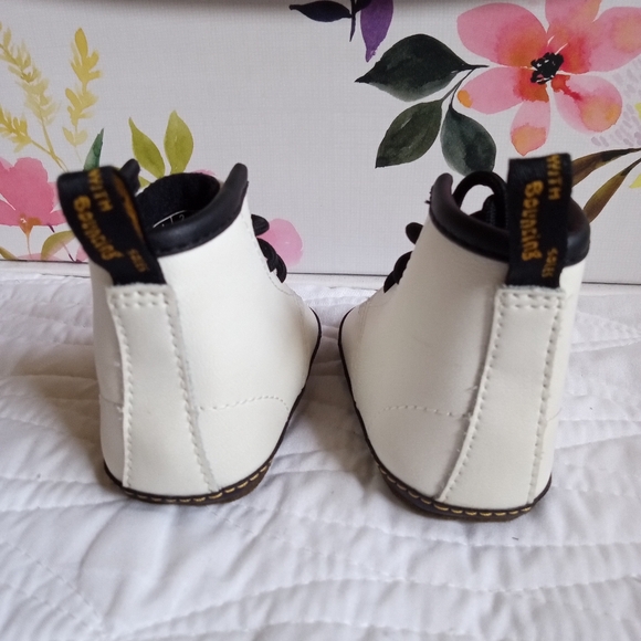 Dr Martens 1460 Crib Size 2 - Picture 4 of 5
